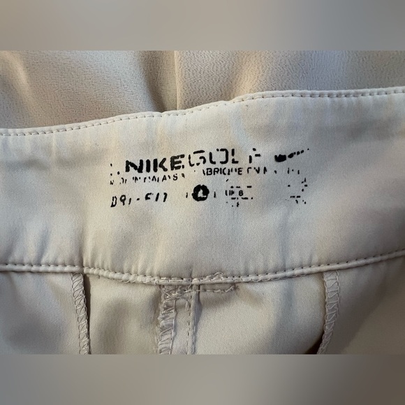 Nike Golf‎ Women's Dri-Fit 5" Shorts Size 4 Ivory With Pockets - Picture 7 of 9